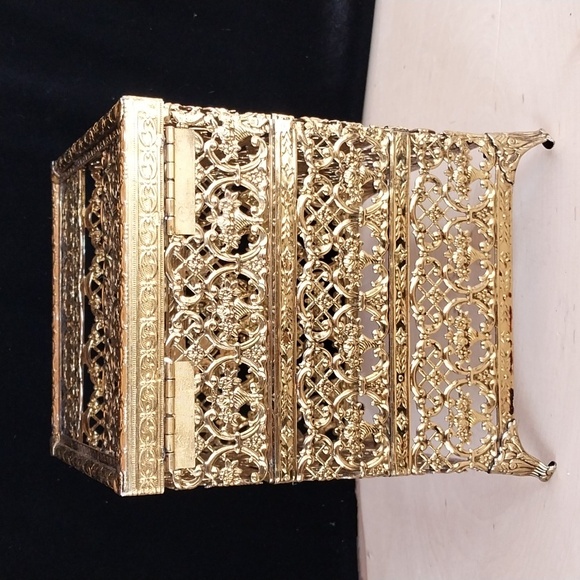 Vintage Hollywood Regency Gold Metal with Rose Tissue Box Holder - Picture 3 of 11